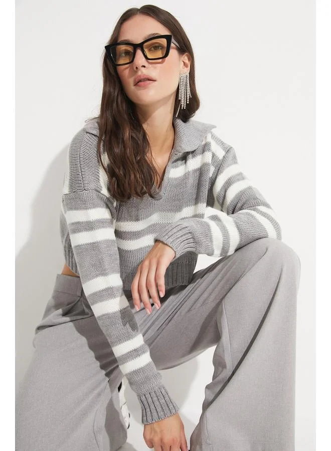 JUNE June Women Striped Collar Detailed Crop Sweater Grey