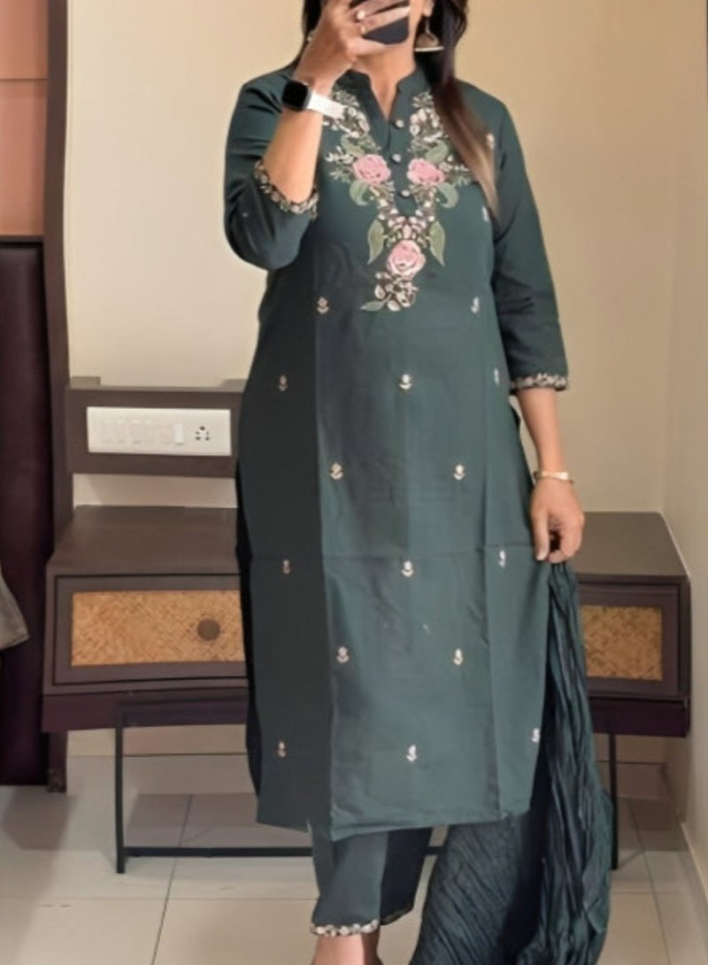 IndHeritage - Premium dark green colour, cotton 3 piece kurti set - IDH00212 - Image 1