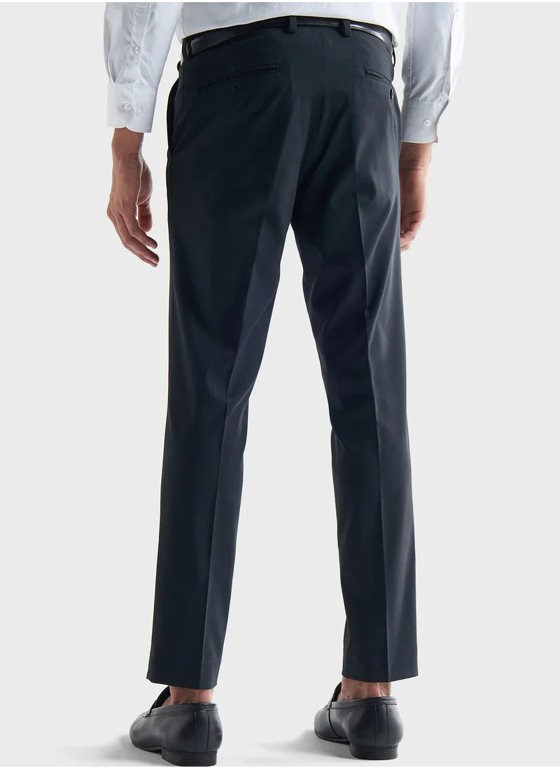 فاف Solid Belted Trousers With Pockets