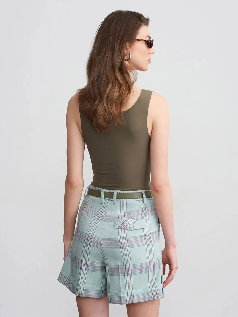 ديلفين Dilvin High-Waist Plaid Tailored Shorts With Belt