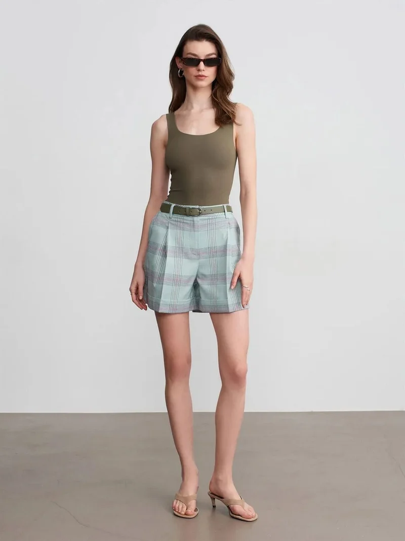 ديلفين Dilvin High-Waist Plaid Tailored Shorts With Belt