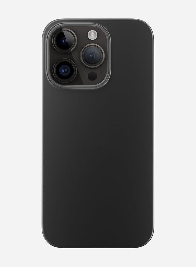 NOMAD حافظة سوبر سليم متوافقة مع MagSafe لجهاز iPhone 14 باللون الأسود - Image 1