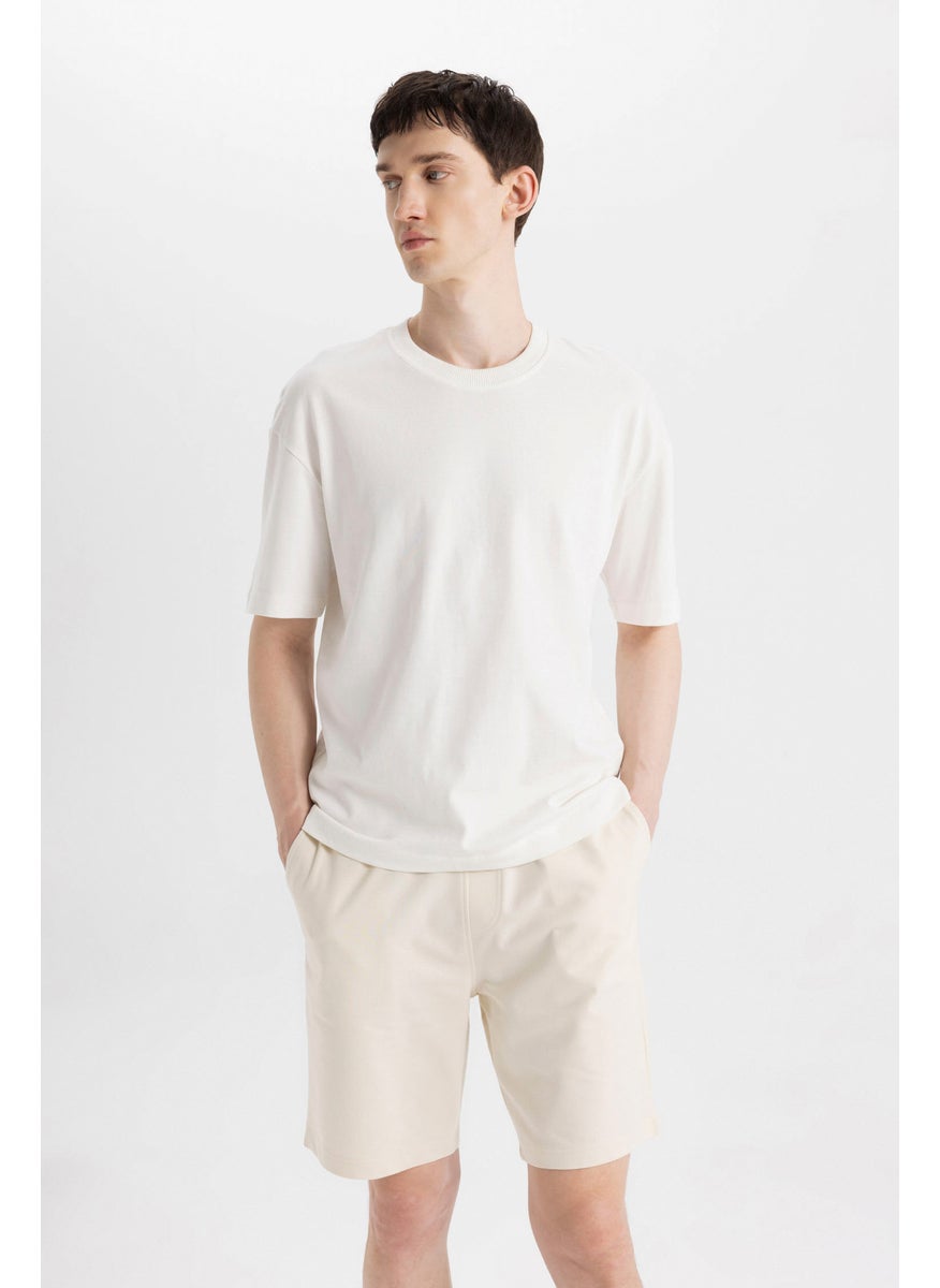 Man Slim Fit Shorts
