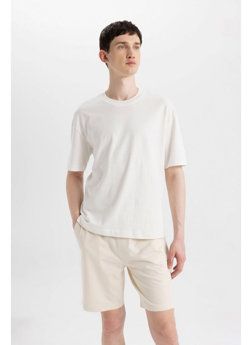 Man Slim Fit Shorts