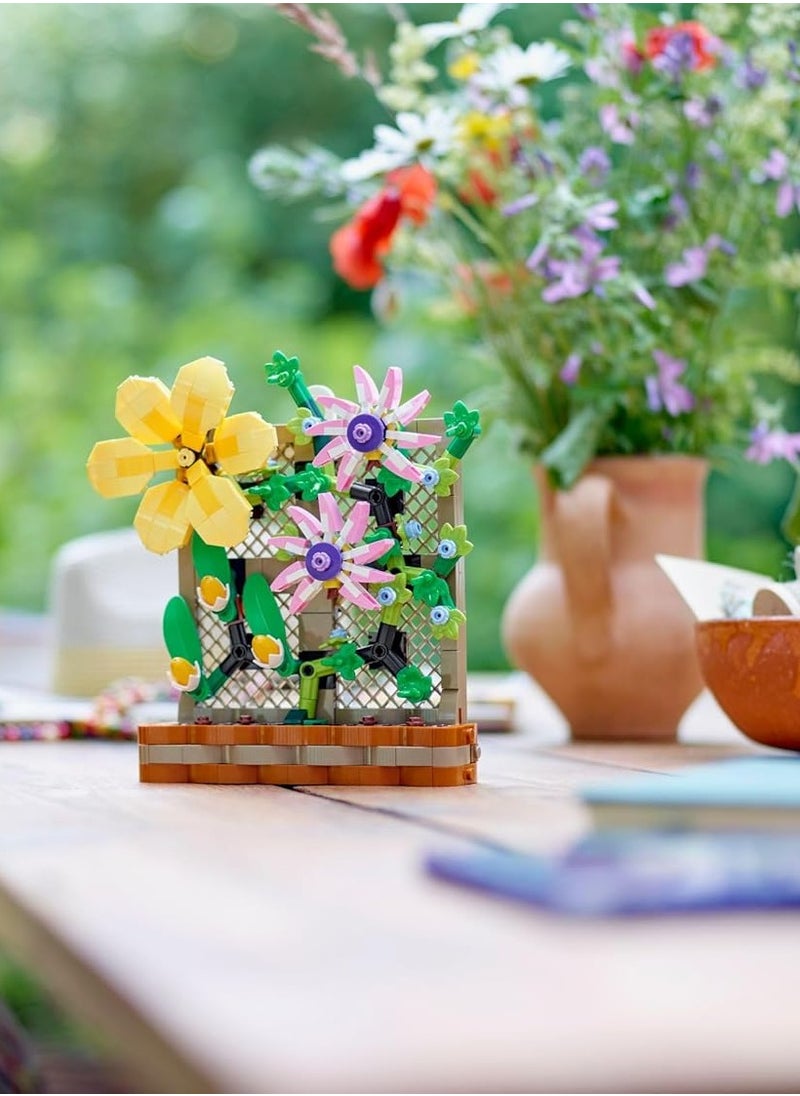 LEGO - LEGO Flower Trellis Display Set 40683 - Image 1