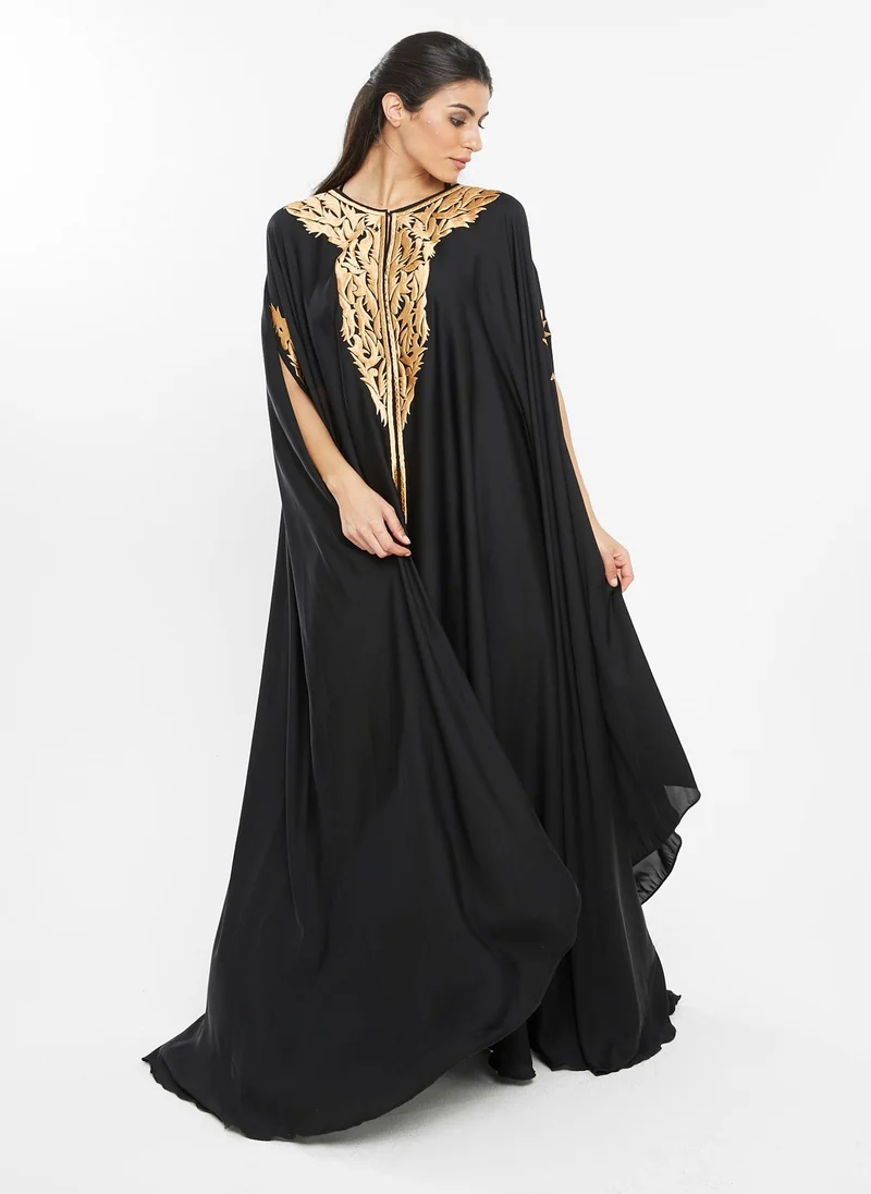النخبة Black abaya with embroidery