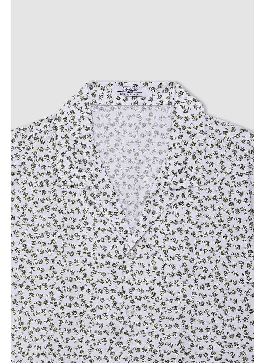 Man Regular Fit Resort Collar Printed Short Sleeve Shirt