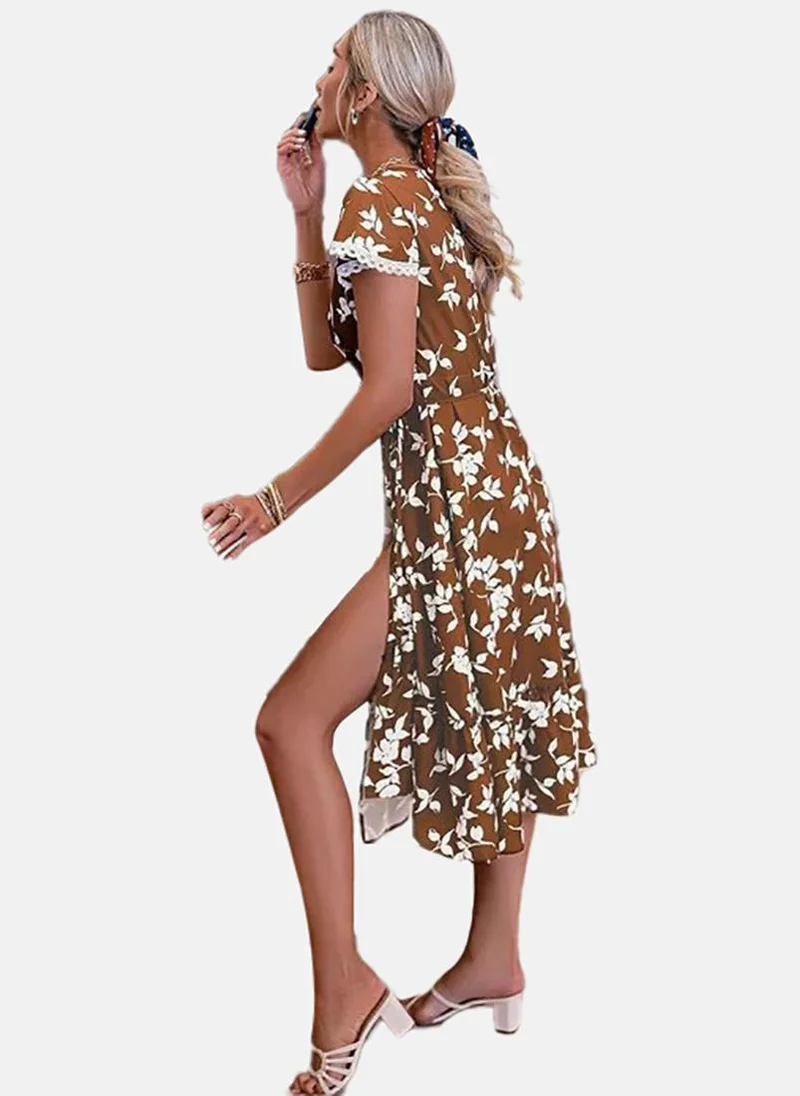 يونيكي Brown Basic Floral V Neck Half Sleeve Dress