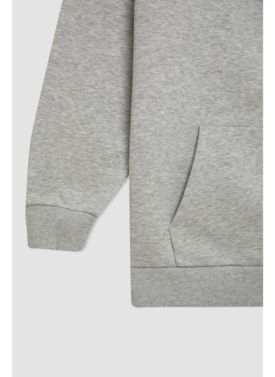 DeFacto Woman Oversize Fit Hooded Kangaroo Pocket Basic Zippered Sweatshirt  - Image 5