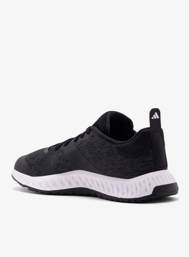 اديداس مدرب كل مجموعة دبليو