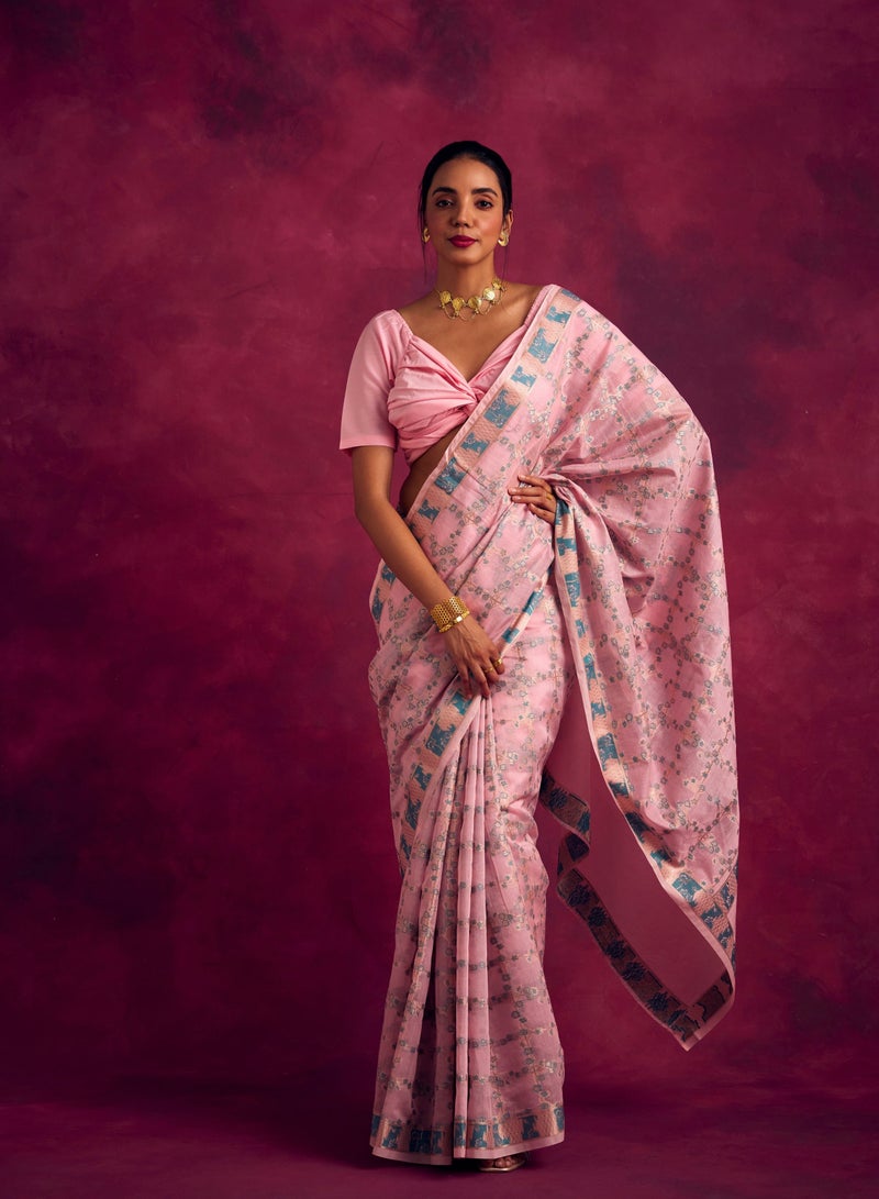 Abhishti Banarasi sakura checks woven zari saree-Sakura pink  - Image 1