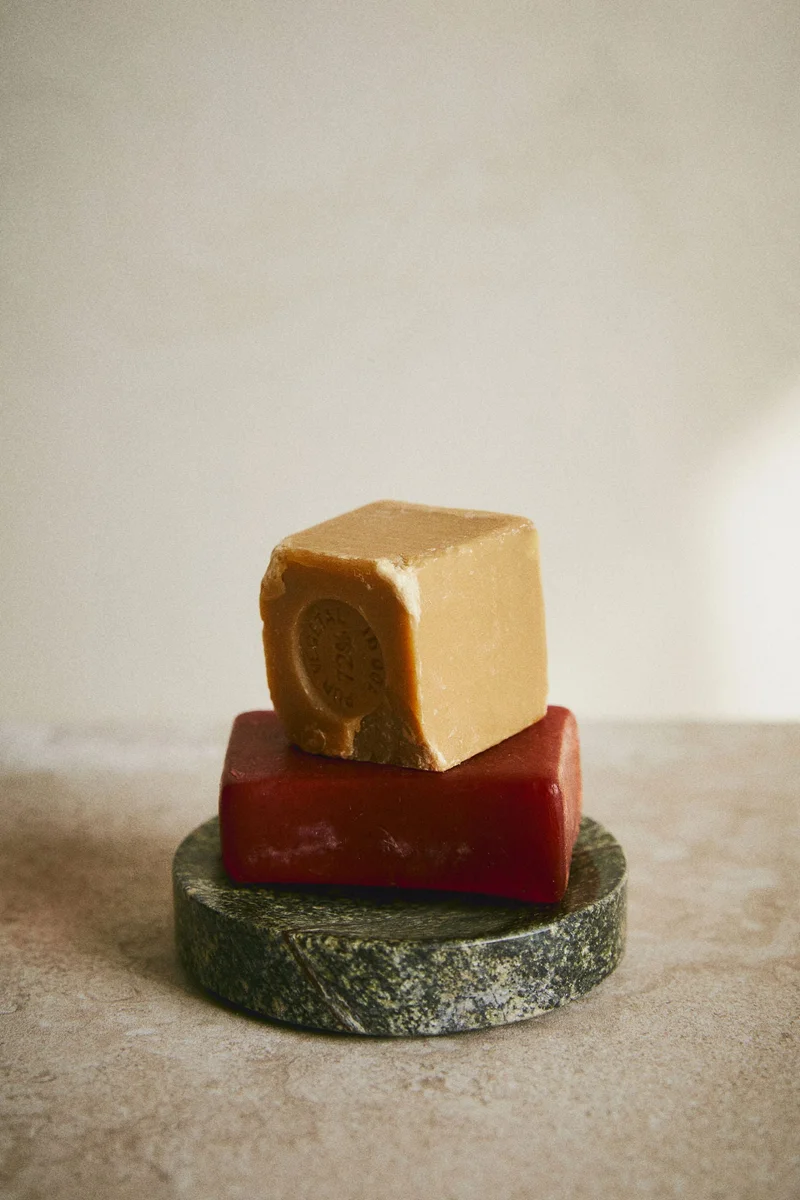 اتش اند ام صحن صابون من الرخام