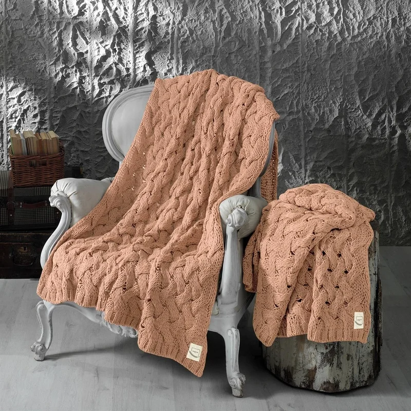 Miespiga Serenita Hair Knitted Knitwear Blanket