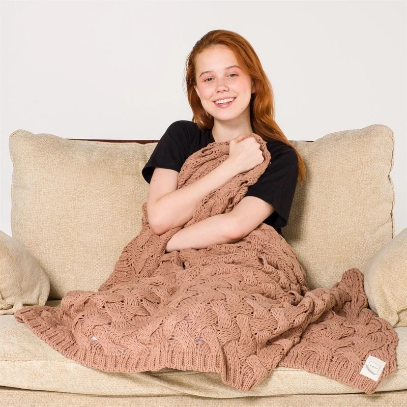 Miespiga Serenita Hair Knitted Knitwear Blanket