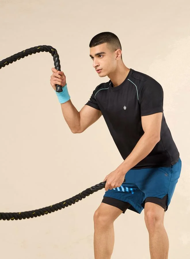 Cult Men Black Solid Raglan Sleeve T-Shirt