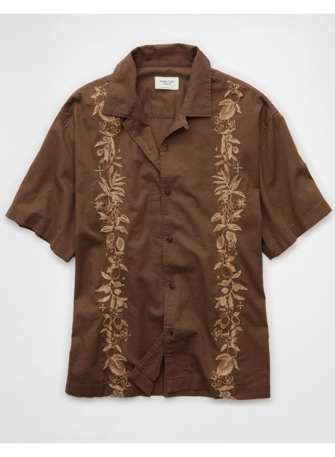 American Eagle An easy, stylish button-up shirt made for kicking back, going out, and everything in between. No pool required!  - Image 3