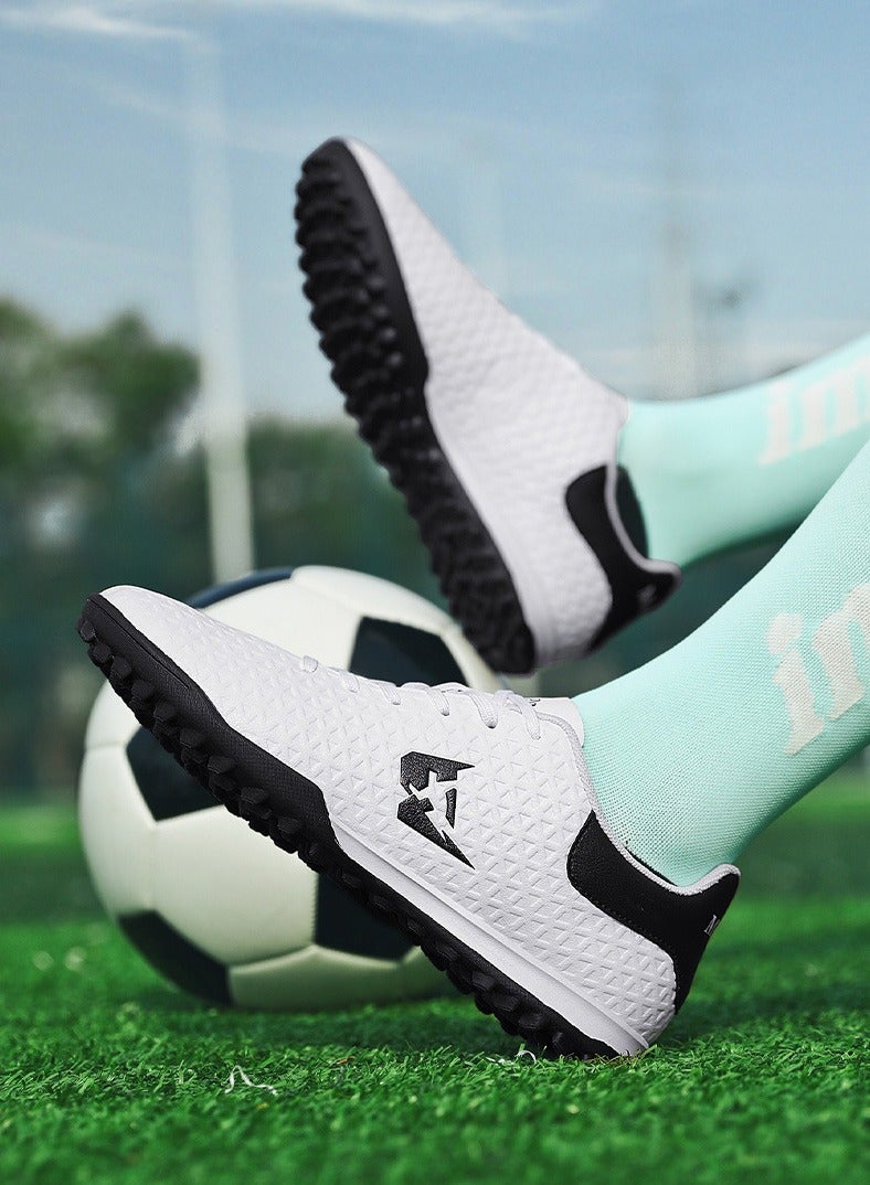 KUYING New Anti Slip Football Shoes  - Image 2
