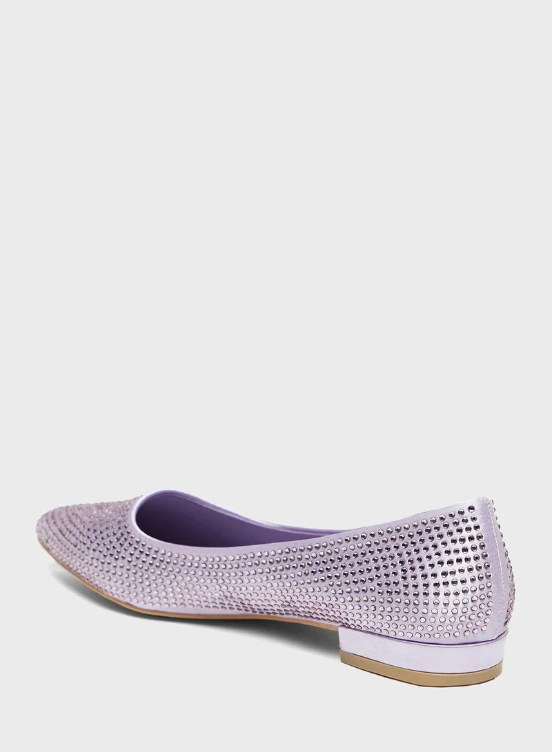 shoexpress Embellished Slip-On Pointed Toe Ballerina