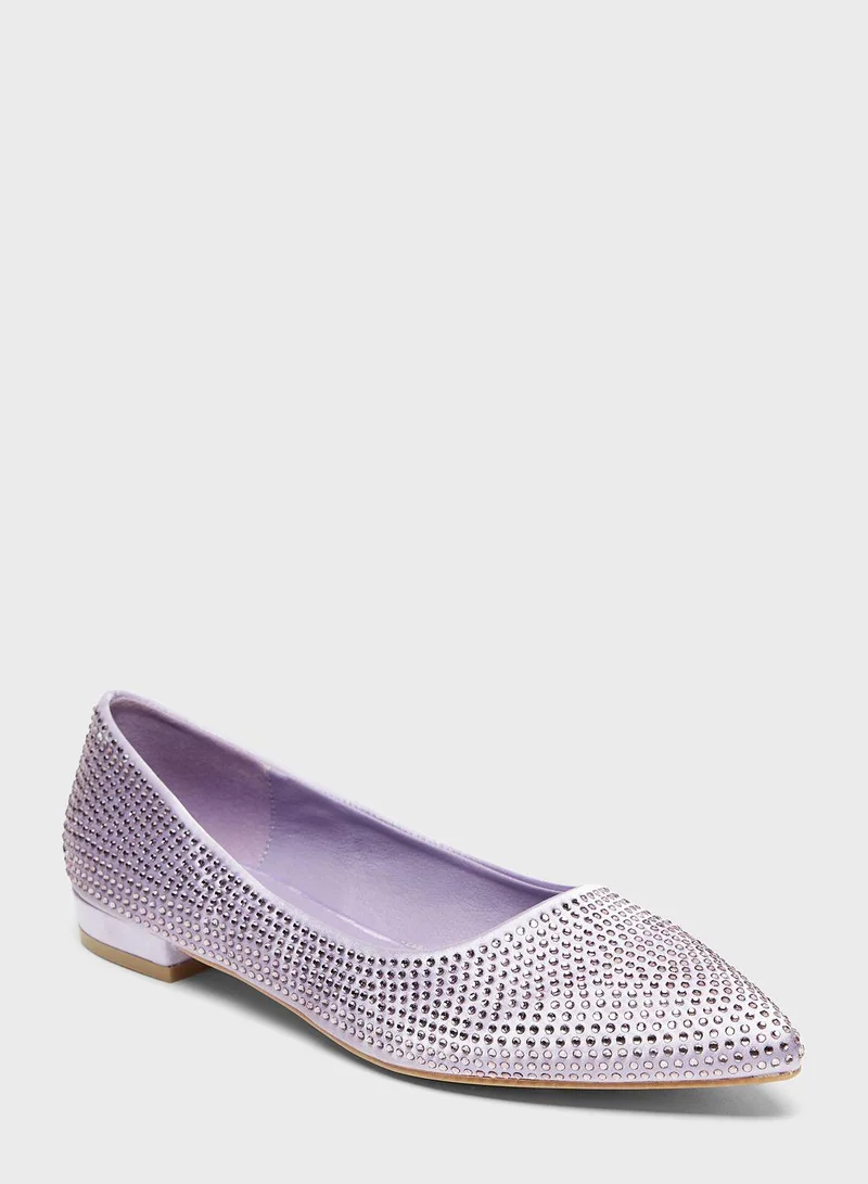 shoexpress Embellished Slip-On Pointed Toe Ballerina