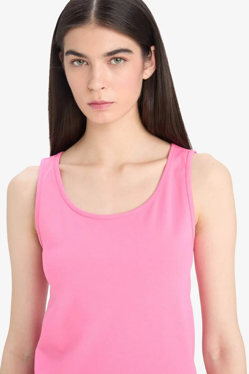 ديفاكتو Slim Fit Basic Round Collar Sleeveless Tank Top