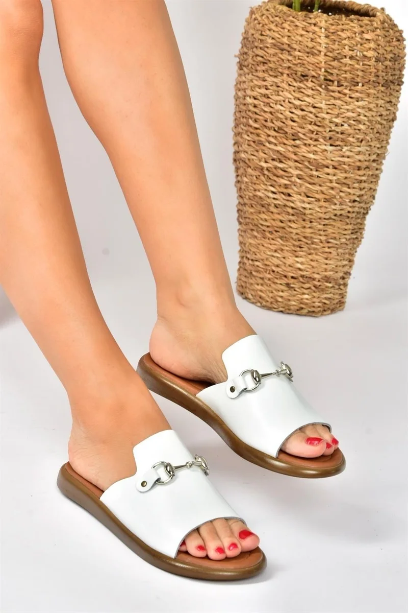 Fox Shoes White Genuine Leather Casual Women's Slippers P291009303