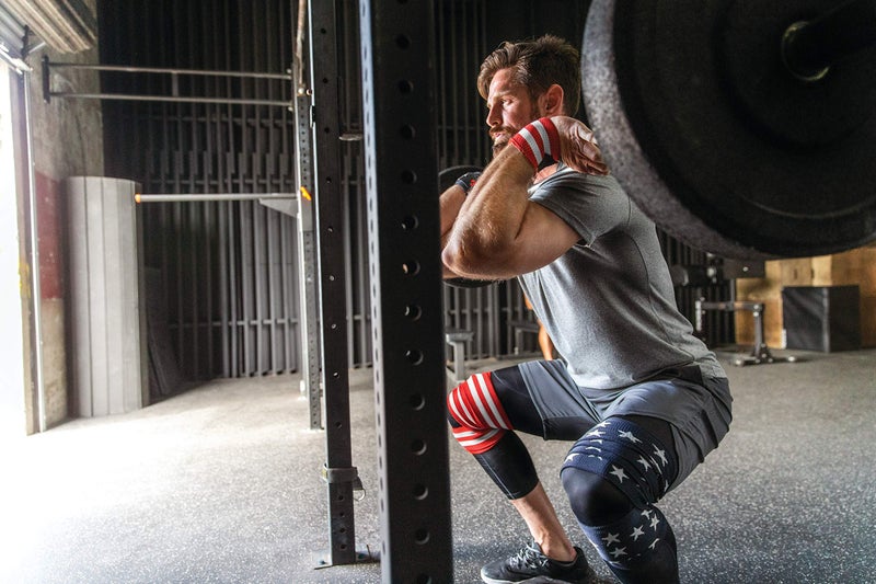 Harbinger أربطة المعصم لرفع الأثقال من هاربيجر باللون الأحمر بطول 18 بوصة للرجال والنساء (زوج) - Image 4