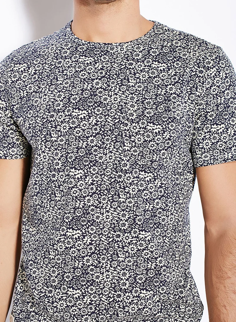 Native Youth Daisy Print T-Shirt