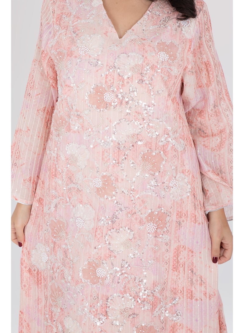 اكسا جلابية مطرزة بالكريستال بتصميم هندسي - Image 2