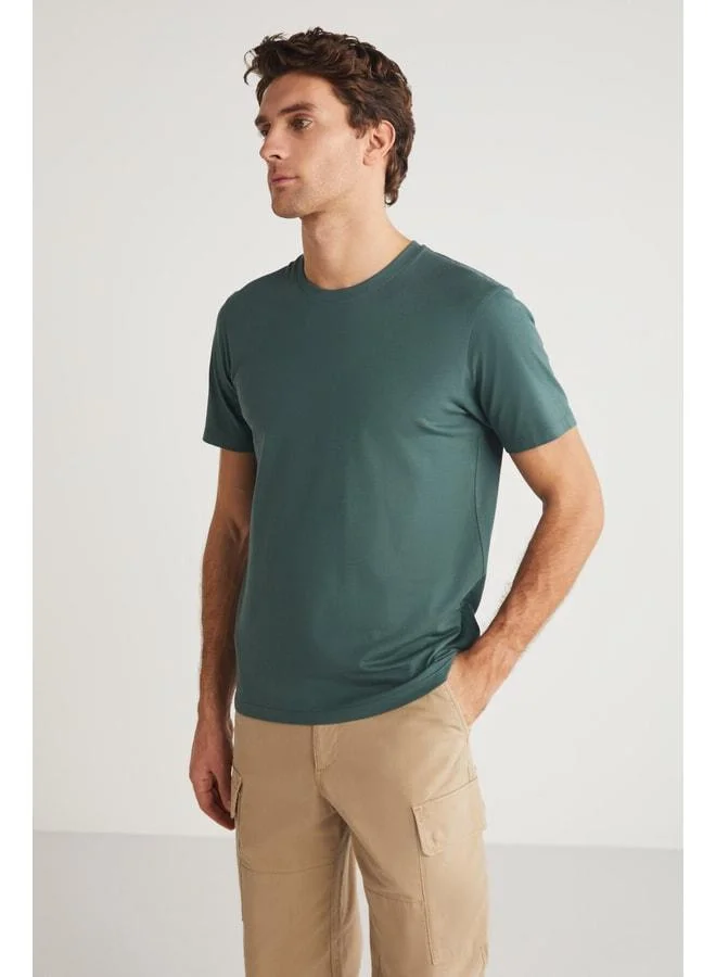 Grimelange Mıchel Men's Slim Fit Narrow Cut 100% Organic Cotton Side‑Sliding Stitched Basic Knit Green T‑shirt.