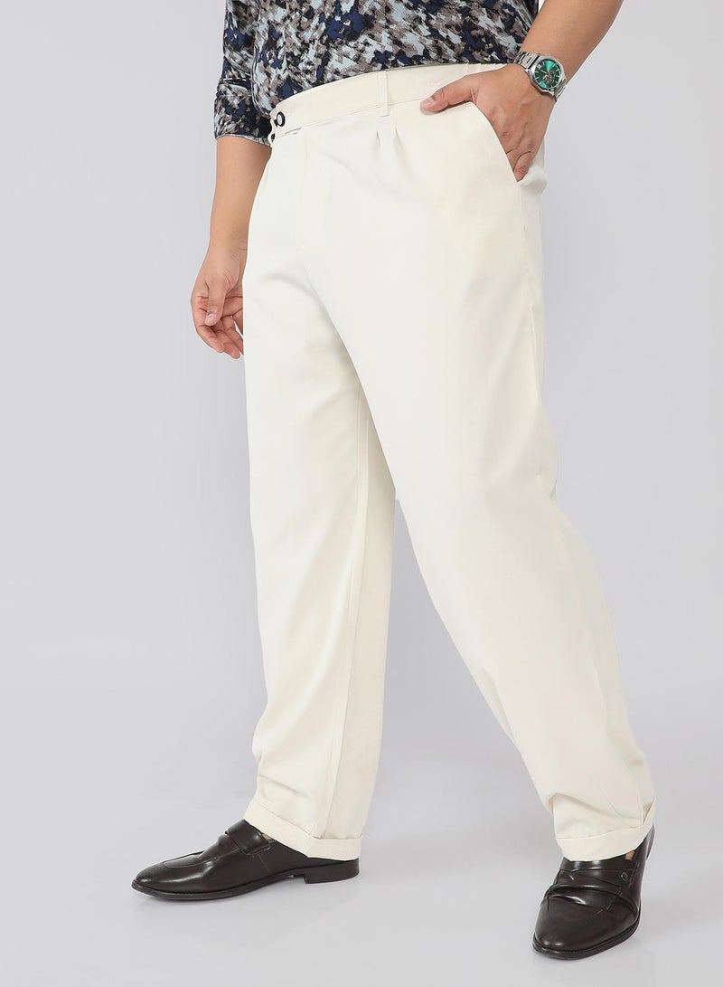 انستافاب بلس بنطلون رجالي بقصة مستقيمة مطوي بخصر متوسط ومرن وجيوب جانبية ورباط للإغلاق وحافة مكبلة من قماش تويل صلب منسوج للملابس الكاجوال والمكتب باللون الأبيض السحابي - Image 3