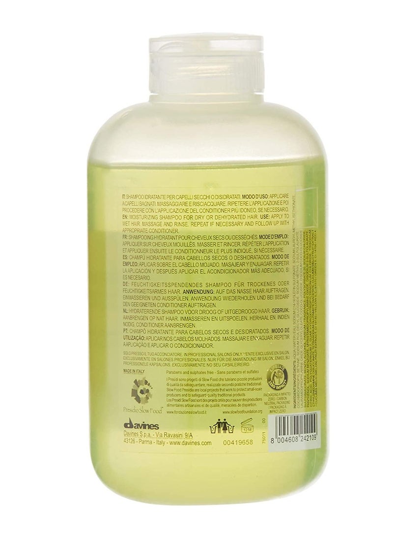 Davines Momo Moisturizing Shampoo for Dry and Dehydrated Hair - Image 2