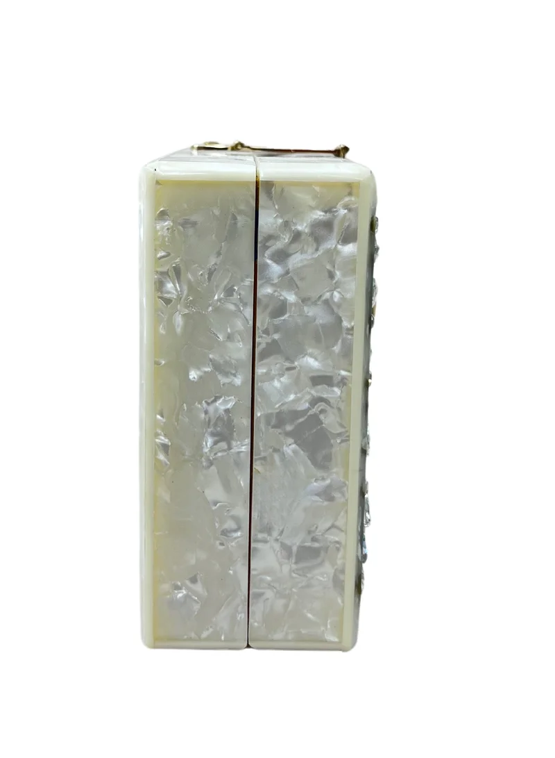 هارشاز جلام كلاتشز Square Shape Diamond Resin Clutch