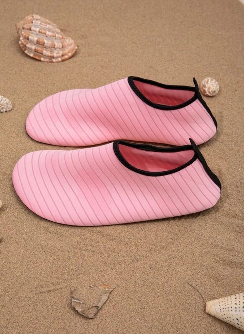ISHWAZ Excellent Water Sports Shoes, Swimming Shoes Diving Shoes Beach Shoes Surfing Sneakers, Quick Dry, Comfortable Aqua Footwear, Perfect for Swimming, Beach, Pool, River, Yoga, Boating, Outdoor, Hiking  - Image 1