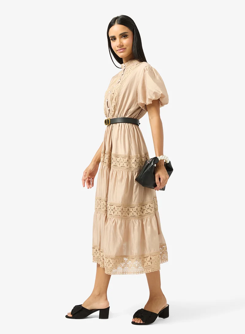 سبوت أون صندل بكعب متوسط