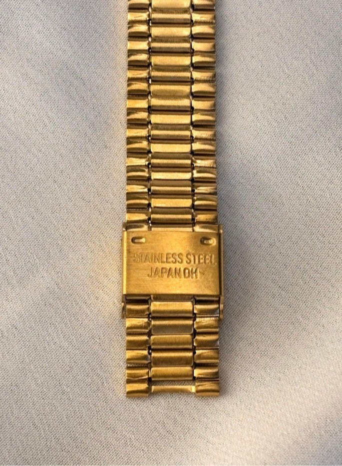 كاسيو ساعة كاسيو فينتاج كلاسيك ذهبية - قرص أسود - Image 3