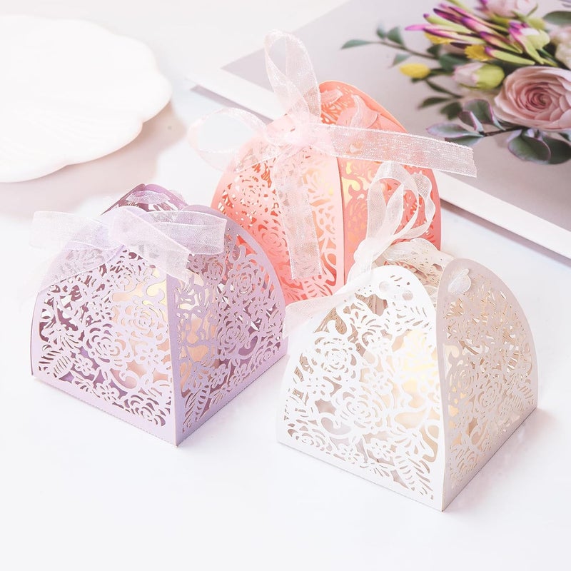 AdasBridal 50 صندوق هدايا صغير لحفلات التوزيع، صناديق حلوى مقطوعة بالليزر مع بطاقة شكر وشرائط لحفلات الزفاف وحفلات استقبال المولود وديكورات الزفاف (أبيض، 2.36 بوصة) - Image 5