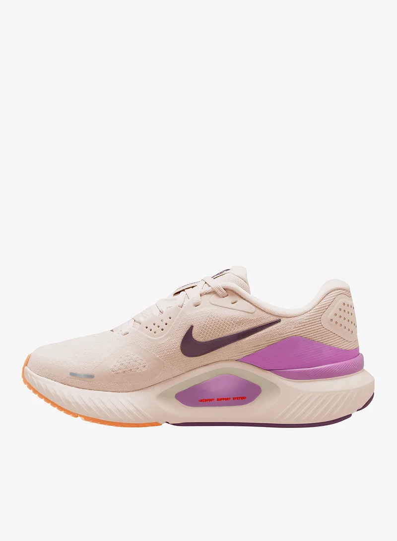 Nike Structure 26