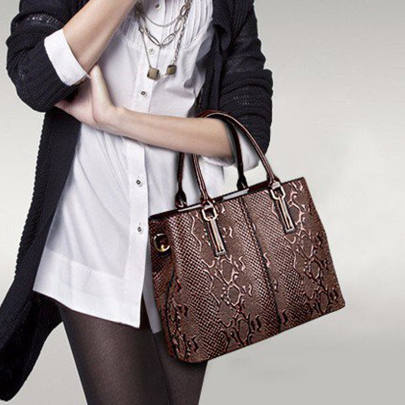2020 New Fashion Mother Bag Middle-Aged Women'S Bag Mother Patent Leather Slung Shoulder Handbag A Generation Of Hair - Image 4
