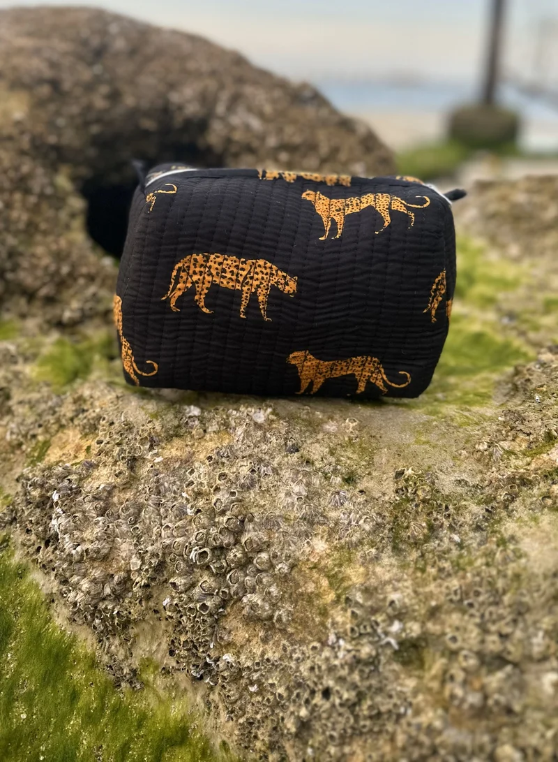 Tohfa Luxe TohfaLuxe Cora Handmade Block Printed Pouch