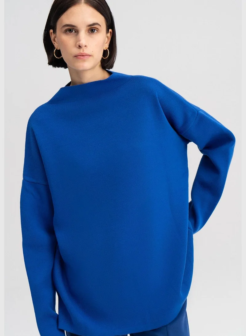 Touche KNIT SWEATER WITH LOW SHOULDER
