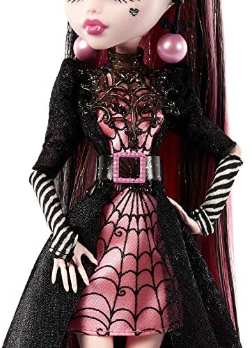 MONSTER HIGH دمية دراكولاورا من مونستر هاي، إصدار خاص لعيد الهالوين، فستان وردي وأسود، أزياء عالية، مجموعة العطلات، هدايا للبنات والأولاد - Image 3