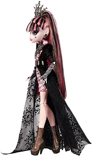 MONSTER HIGH دمية دراكولاورا من مونستر هاي، إصدار خاص لعيد الهالوين، فستان وردي وأسود، أزياء عالية، مجموعة العطلات، هدايا للبنات والأولاد - Image 4
