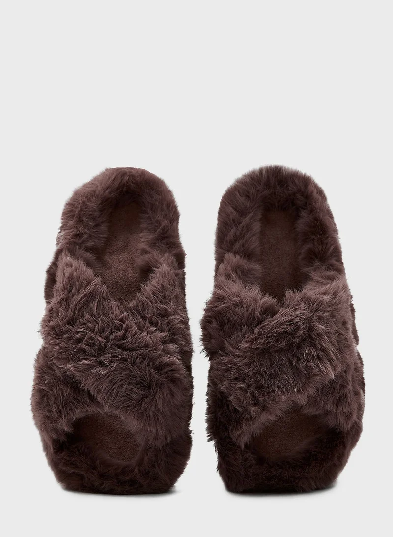 Ginger Crossover Fluffy Bedroom Slipper