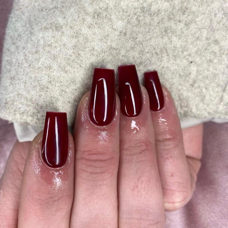 KQueenest Marron Red Press on Nails Long Medium Square, Burgundy Red Fake Nails Medium Coffin, Glossy Opaque Color Acrylic Nails Press ons, Reusable Dark Soft Gel Glue on Nails for Women Fall Winter - Image 3