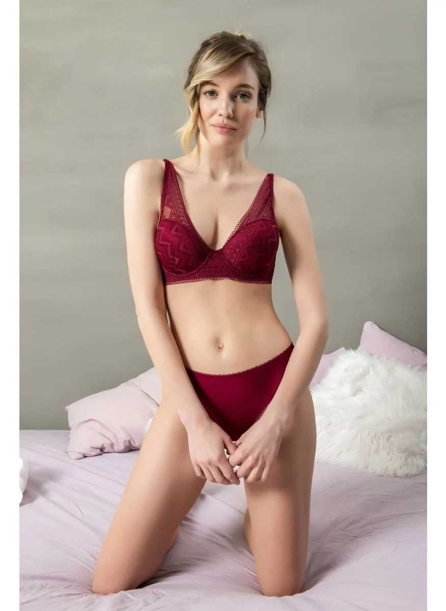 Magic Form 3748 Women's Burgundy Zigzag Pattern Lace Sponge Bra