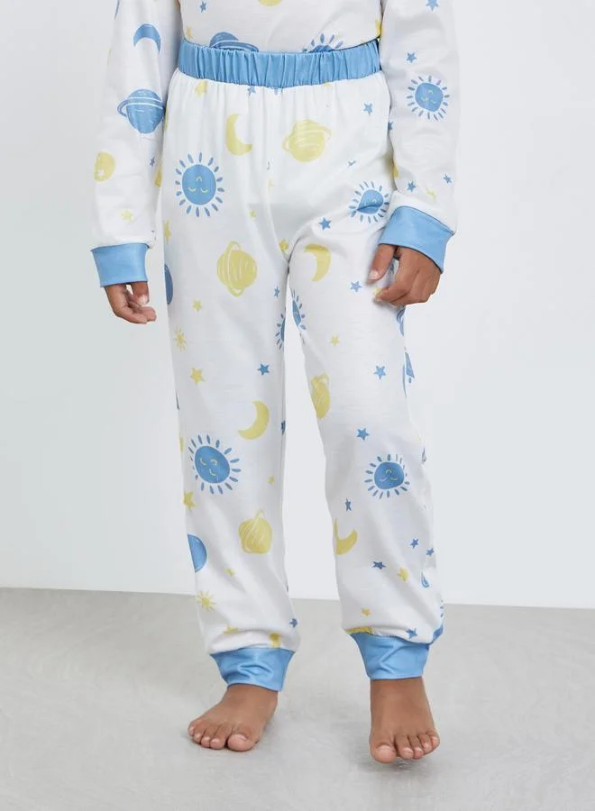 Styli Styli Boys Space Adventure Graphic T-Shirt and Pyjama Set