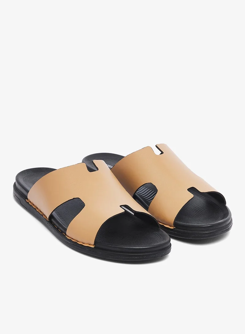 روبرت وود صنادل مريحة بنعل داخلي منزلق