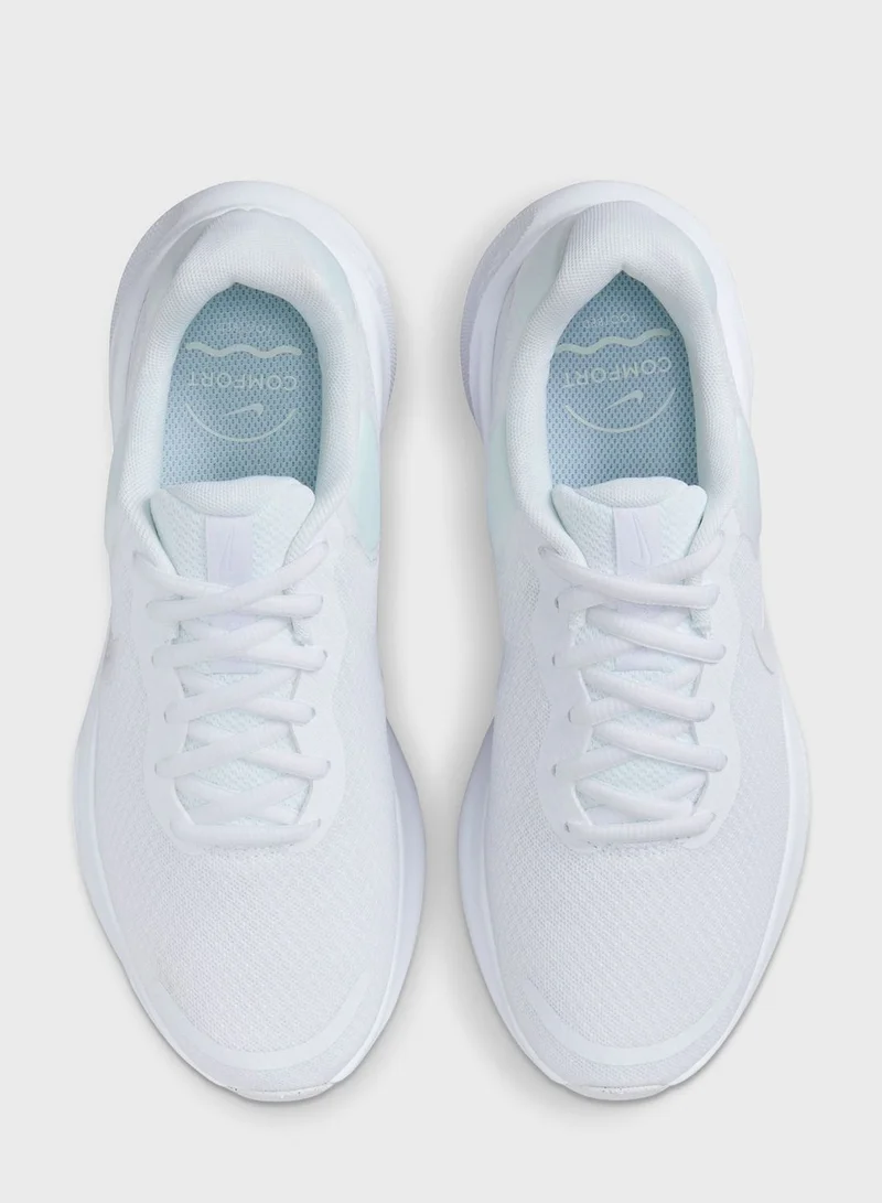 Nike Revolution 7