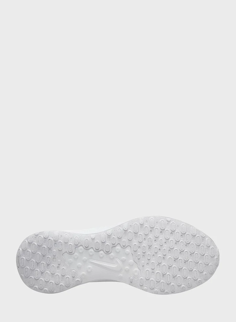 Nike Revolution 7