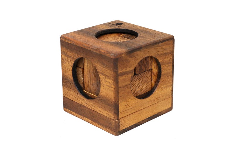 SiamMandalay SOMA Cube Game: Wooden Puzzle for Adults Handmade 3D Brain Teaser Cube Brain Teaser Puzzle STEM Skill Builder Interlocking Game. Handmade Desk Accent for Offices - Image 1